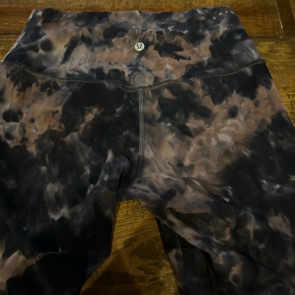 Lululemon Align Short 8", size 6 Diamond Dye Chrome Violet Verbana Graphite Grey - Picture 3 of 9